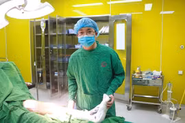 Nhiễm trùng vết thương nặng vì tự điều trị tại nhà, bài học cần lưu ý