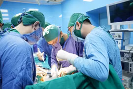 Sỏi thận biến chứng... ung thư