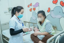 Phẫu thuật tim ít xâm lấn cho trẻ 3 tháng tuổi bị dị tật nghiêm trọng