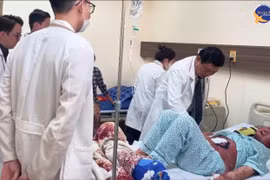 Đau bụng sau sinh không ngờ ung thư cổ tử cung di căn gây tắc ruột