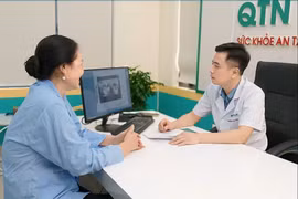 Phát hiện u tuyến giáp từ một dấu hiệu nhiều người Việt chủ quan bỏ qua