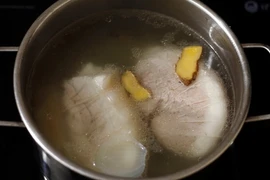 Mẹo ăn thịt không làm axit uric tăng đột biến