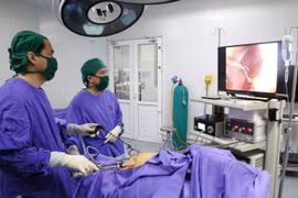 Hy hữu: Xương cá ''đi lạc'' trong tụy và bàng quang