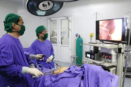 Hy hữu: Xương cá ''đi lạc'' trong tụy và bàng quang