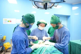 Cụ già 85 tuổi bị u tuyến giáp thòng trung thất, cách phát hiện sớm