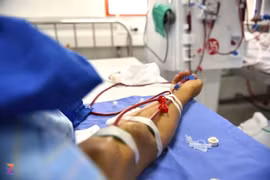 Vắc xin: “Vũ khí” sống còn cho bệnh nhân suy thận mạn