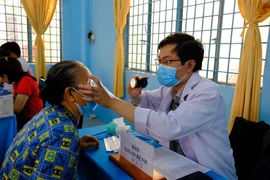 Địa chỉ vàng: Thực phẩm bổ sung giúp sáng mắt