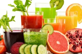 Uống nước ép: cẩn thận “thải độc” thành hại thận, mất cân bằng cơ thể
