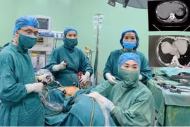 Cứu sản phụ chửa trứng biến chứng ung thư nguyên bào nuôi, di căn phổi