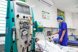 Đau bụng âm ỉ không ngờ viêm tụy cấp nặng, Triglycerid tăng gấp 30 lần