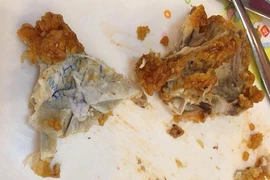 Yêu cầu khách gỡ bài “phiếu gửi xe trong gà rán”: Động cơ Lotteria là gì?