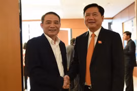 Bí thư Đinh La Thăng bàn giao chức Bộ trưởng GTVT