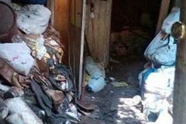 Bí mật ghê rợn quanh thi thể hai mẹ con trong nhà hoang