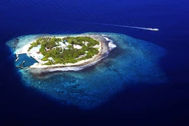 Biến màn hình desktop của bạn thành đảo thiên đường