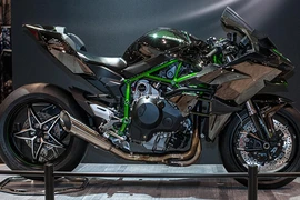 Soi chi tiết siêu môtô Kawasaki Ninja H2R giá 50.000 USD