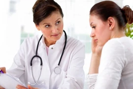 Biểu hiện bệnh suy buồng trứng sớm như “Gái già lắm chiêu“