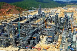 Chi tiết về nhà máy vừa xuất xưởng xăng RON 92 đầu tiên