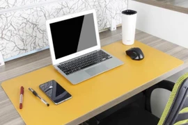 Tuyệt chiêu bố trí bàn làm việc “lấy lòng” Thần Tài, may mắn lũ lượt kéo về