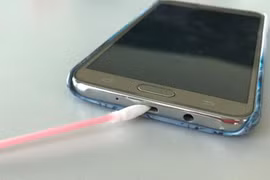 Muốn pin điện thoại đủ dùng trong vài ngày, đừng bỏ qua mẹo này