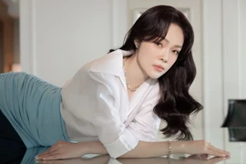 Dương Cẩm Lynh: Nhiều đại gia đòi trả nợ giùm tôi!