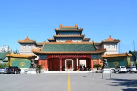 Cận cảnh “siêu biệt phủ” toàn gỗ quý trị giá hơn 600 tỷ đồng