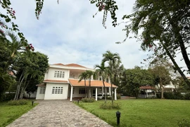 Biệt thự 2.000m2 xanh mướt của NTK Đỗ Mạnh Cường