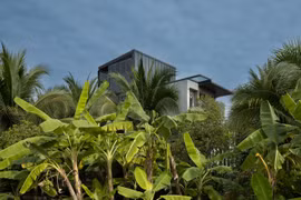 Ngôi nhà con gái tặng mẹ mang tên “nhà đom đóm“