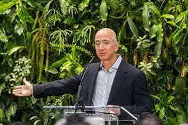 Thế giới đang nhiều tỷ phú chưa từng thấy