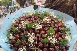 Những bó hoa ăn được giá tiền triệu cho ngày 8/3
