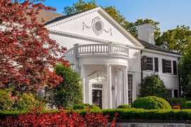 Biệt thự cũ 32 triệu USD của ông Donald Trump