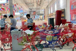 COVID-19: Đi chợ, siêu thị online… bà nội trợ được gì, App nào tin cậy?