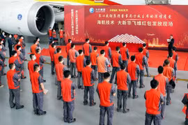 Biết gì về đại gia chi hơn 200 tỷ thưởng Tết nhân viên?