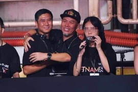 Diện mạo Hồ Hoài Anh gây chú ý trong liveshow của Hoàng Thùy Linh