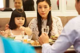 Sau bữa cơm cùng nhà hàng xóm, tôi thay đổi cách chọn chồng 