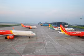 Bay nội địa từ 10/10: Vì sao giá cao vẫn kín chỗ?