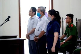 Cựu phó hiệu trưởng ở Cần Thơ lãnh án vì giả mạo trong công tác