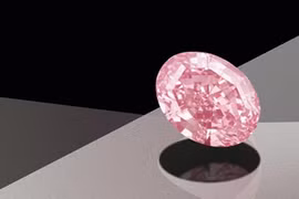 Lóa mắt những viên kim cương hồng quý hiếm nhất thế giới
