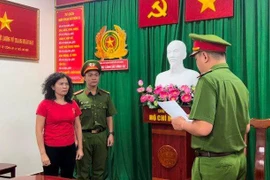 Bà Phương Hằng rút yêu cầu đòi bà Hàn Ni bồi thường 500 tỉ