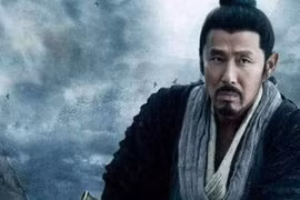 Tư Mã Thiên mô tả Lưu Bang lỗ mãng phóng khoáng như thế nào? 