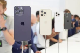 iPhone 14 về Việt Nam "đập hộp" giá bao nhiêu? 