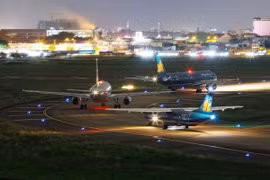 Khách hàng được hỗ trợ hoàn vé, đổi vé máy bay vì dịch COVID-19