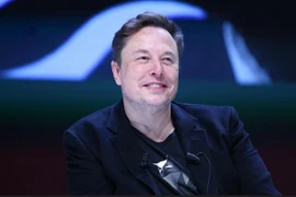 Lộ quá khứ “dưới mức nghèo khổ” của tỷ phú Elon Musk
