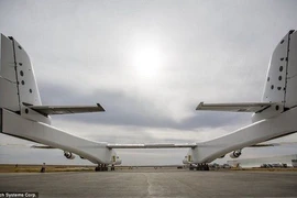 Siêu máy bay lớn nhất thế giới sắp cất cánh