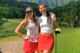 Golfer xinh đẹp bị đuổi khỏi nơi thi đấu vì mặc váy quá ngắn