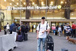 Công Phượng đã đến Bỉ, Sint-Truidense 'khoe' thông tin trên facebook 