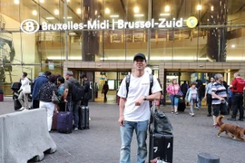 Công Phượng đã đến Bỉ, Sint-Truidense 'khoe' thông tin trên facebook 