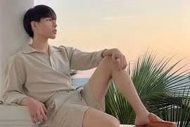 Hàng hiệu 20 triệu của Đức Phúc bị dân mạng chế giễu