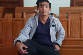 Éo le chuyện chấp nhận ly hôn để vợ giúp... thoát nghèo