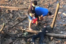 Phát hiện thi thể cô gái trôi trên sông Tiền