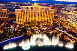 Casino hay khách sạn sẽ là mỏ vàng?